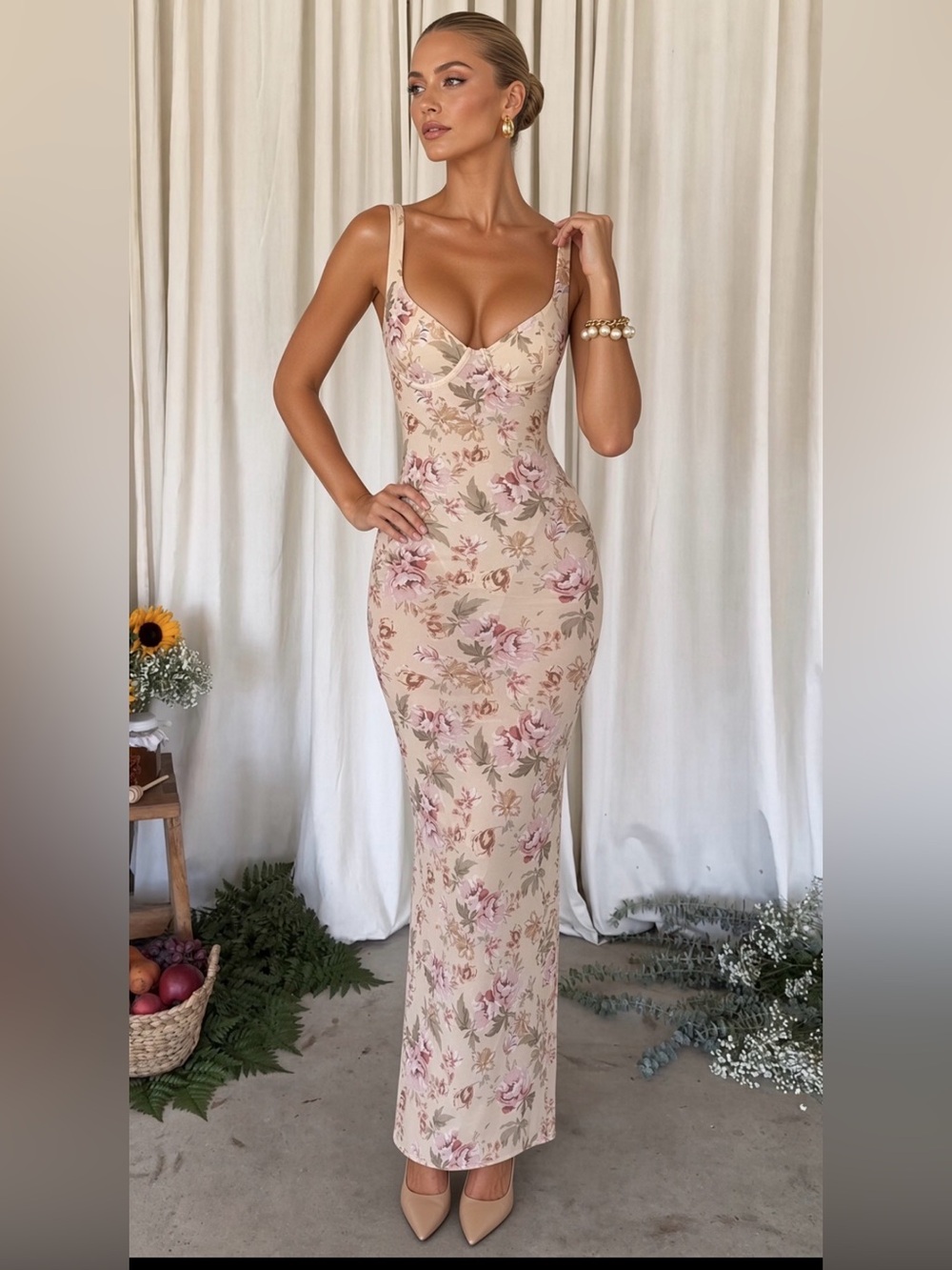 HOUSE OF CB 'Robina' Honeyflower Print Maxi Dress/Size S-US 4-6 $299